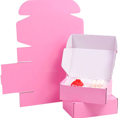 शिपिंग भंडारण मेलिंग के लिए गुलाबी नालीदार उपहार बॉक्स लपेटना