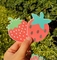 मुद्रण पनरोक चुंबन कट स्टिकर प्यारा स्ट्रॉबेरी फल पैकेजिंग लेबल